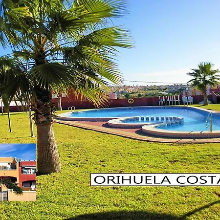 With Large Roof Solarium *