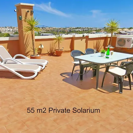 Apartment With Large Roof Solarium *